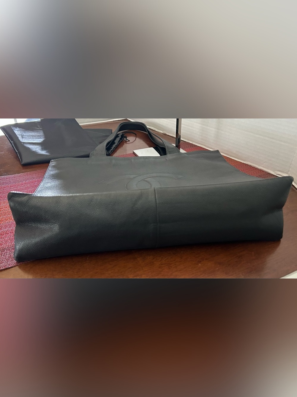 CHANEL Black Caviar Leather CC Tote - Picture 7 of 16
